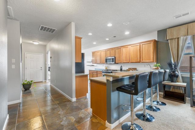 4221 North Pole Loop NE, Rio Rancho, NM 87144