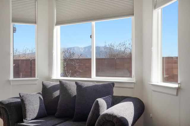 4221 North Pole Loop NE, Rio Rancho, NM 87144