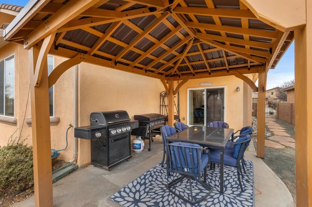 4221 North Pole Loop NE, Rio Rancho, NM 87144