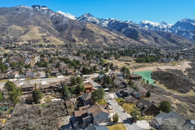 3205 E DANISH WAY, Cottonwood Heights, UT 84121