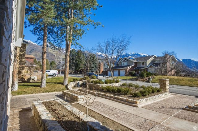 3205 E DANISH WAY, Cottonwood Heights, UT 84121