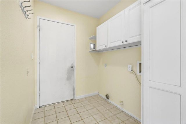 8230 Peregrine Way, Citrus Heights, CA 95610