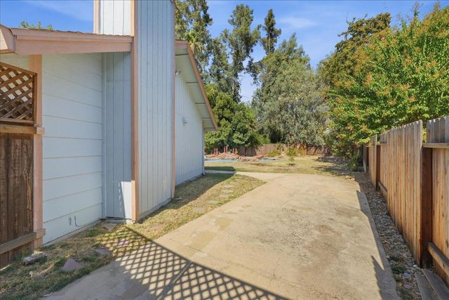 8230 Peregrine Way, Citrus Heights, CA 95610