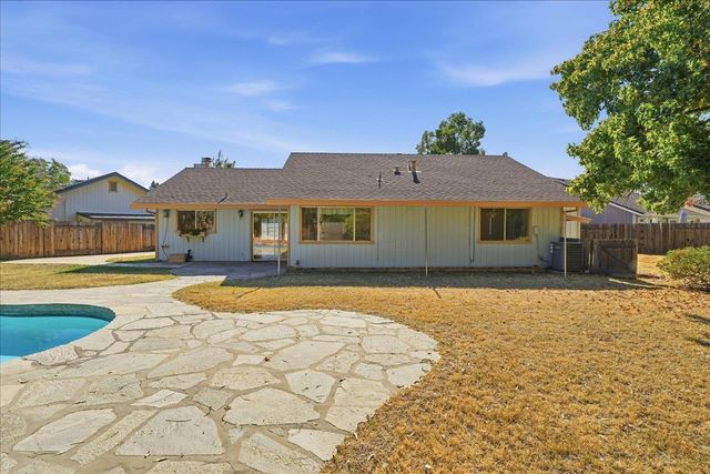 8230 Peregrine Way, Citrus Heights, CA 95610