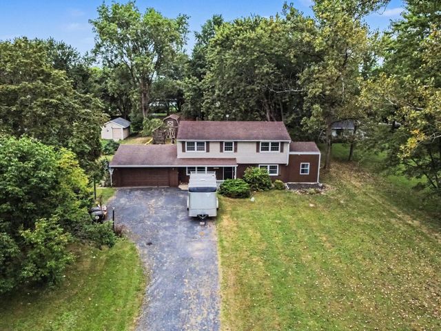 103 W Division Road, Valparaiso, IN 46385