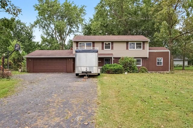 103 W Division Road, Valparaiso, IN 46385