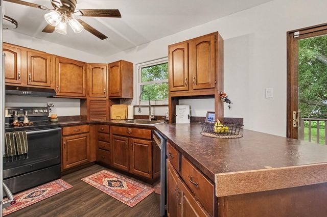 103 W Division Road, Valparaiso, IN 46385