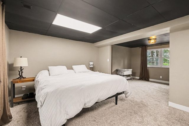 103 W Division Road, Valparaiso, IN 46385