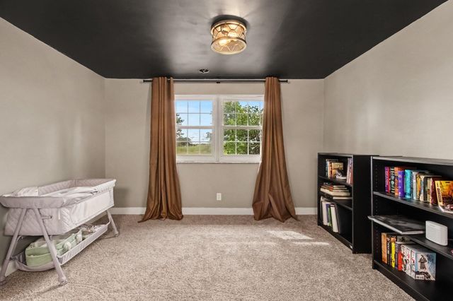 103 W Division Road, Valparaiso, IN 46385
