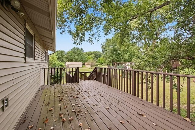 103 W Division Road, Valparaiso, IN 46385