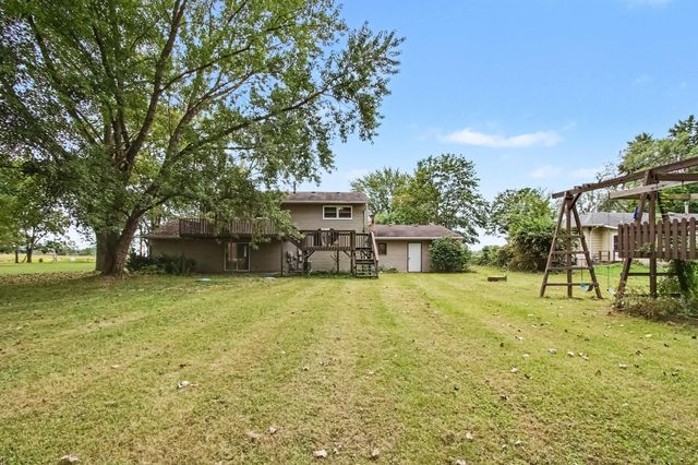 103 W Division Road, Valparaiso, IN 46385