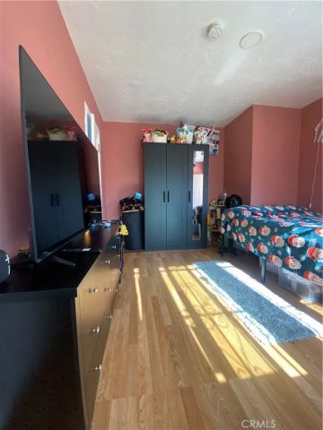 3519 S Norton, Los Angeles, CA 90018