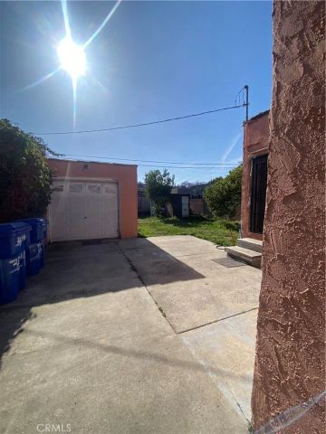 3519 S Norton, Los Angeles, CA 90018