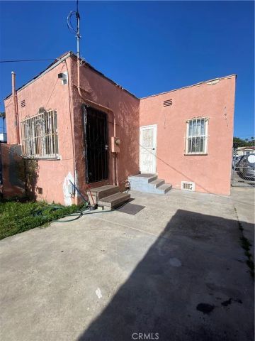 3519 S Norton, Los Angeles, CA 90018