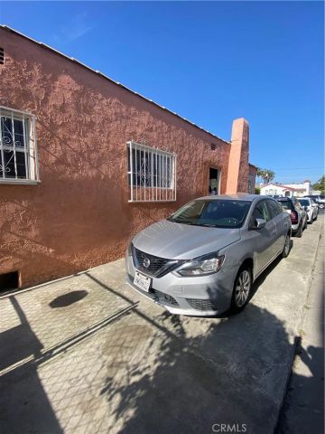 3519 S Norton, Los Angeles, CA 90018