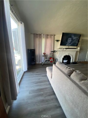 3519 S Norton, Los Angeles, CA 90018