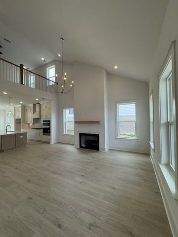 5205 Fairhaven Ct, N, Thompsons Station, TN 37179