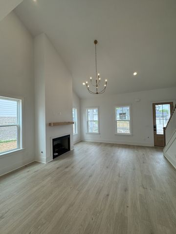 5205 Fairhaven Ct, N, Thompsons Station, TN 37179