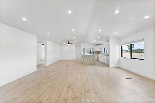 4009 W Avenue K-8, Quartz Hill, CA 93536