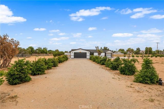4009 W Avenue K-8, Quartz Hill, CA 93536