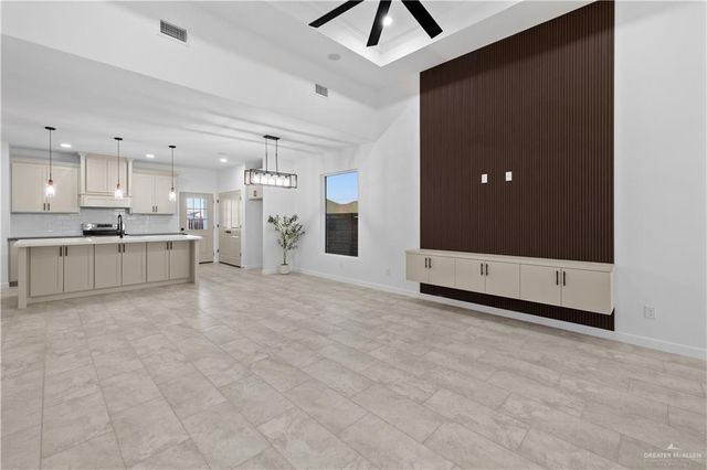 2713 E Comal Road, Edinburg, TX 78542