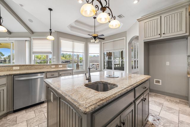 2123 Austins Circle, Tool, TX 75143