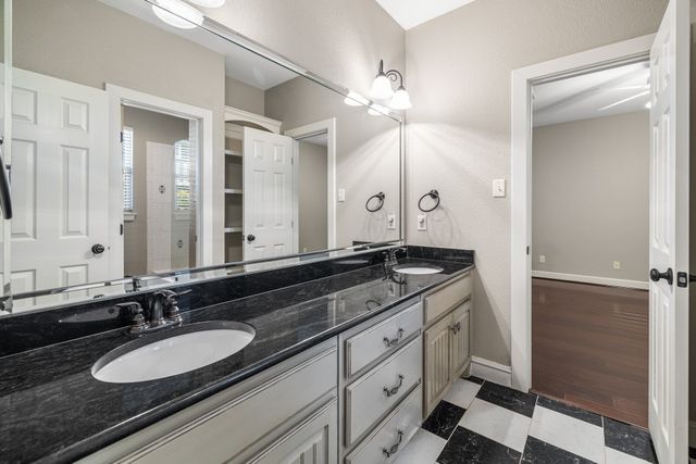2123 Austins Circle, Tool, TX 75143