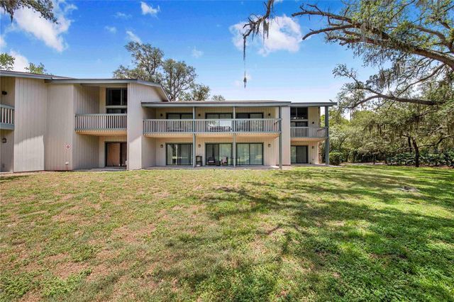 816 PINEWOOD COURT 3126, Haines City, FL 33844