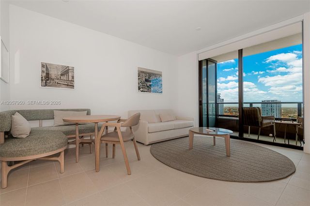 398 NE 5th St 4003, Miami, FL 33132