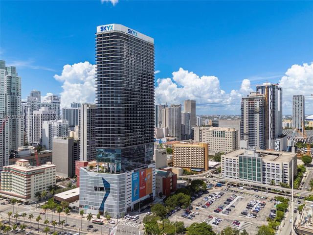 398 NE 5th St 4003, Miami, FL 33132