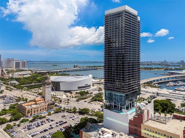 398 NE 5th St 4003, Miami, FL 33132