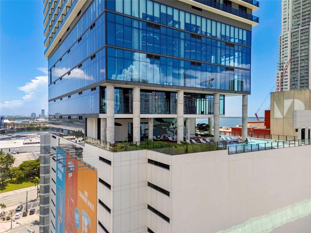 398 NE 5th St 4003, Miami, FL 33132
