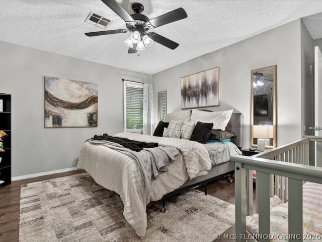 1869 Putnam Drive, Bartlesville, OK 74006
