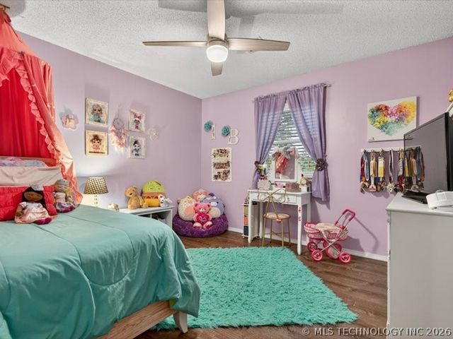 1869 Putnam Drive, Bartlesville, OK 74006