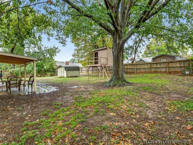 1869 Putnam Drive, Bartlesville, OK 74006