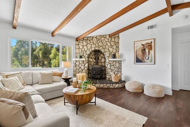 4554 Estate Drive, Fallbrook, CA 92028
