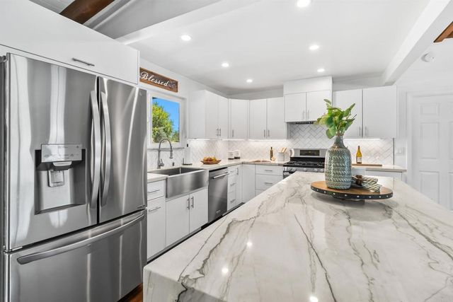 4554 Estate Drive, Fallbrook, CA 92028