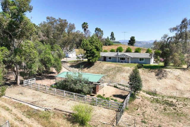 4554 Estate Drive, Fallbrook, CA 92028