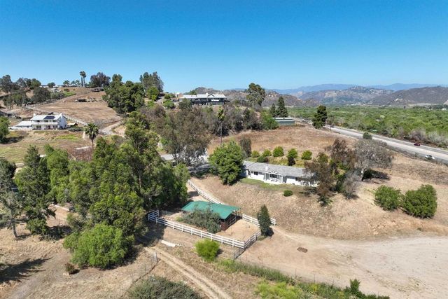 4554 Estate Drive, Fallbrook, CA 92028