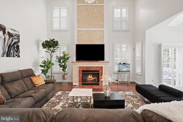 6253 SIBEL PL, Alexandria, VA 22310