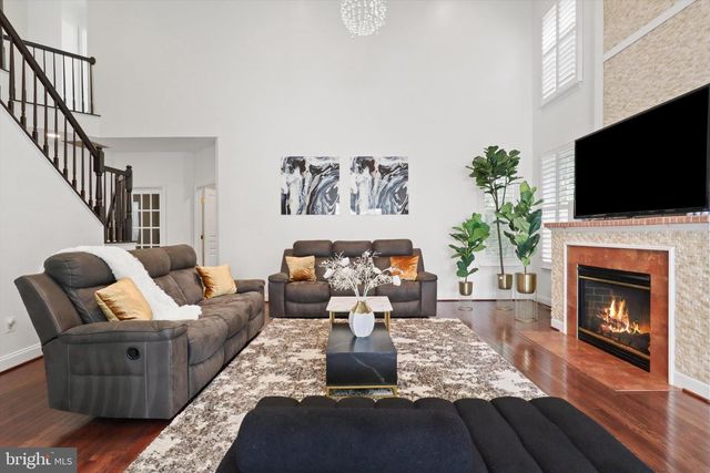 6253 SIBEL PL, Alexandria, VA 22310