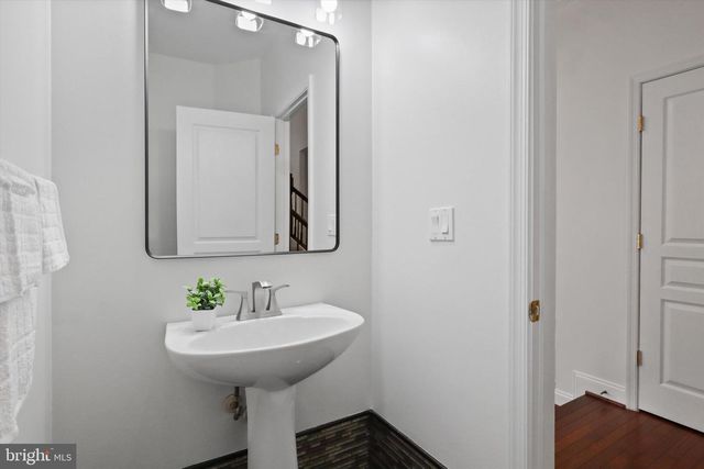 6253 SIBEL PL, Alexandria, VA 22310