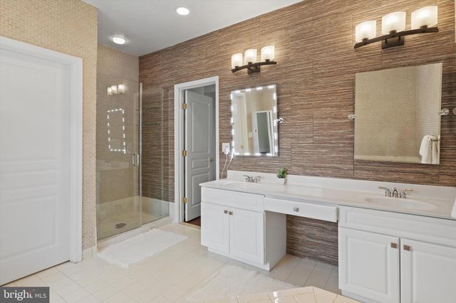 6253 SIBEL PL, Alexandria, VA 22310