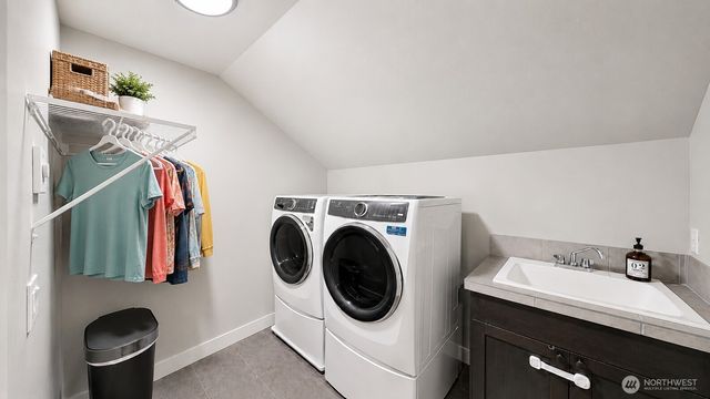 5542 NW Brightway Street, Bremerton, WA 98312