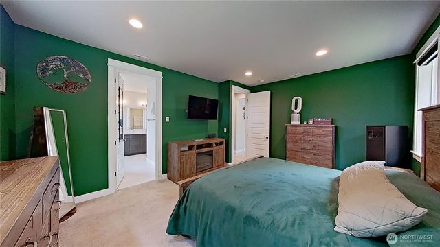 5542 NW Brightway Street, Bremerton, WA 98312