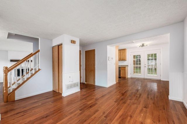 3841 Orange Blossom Lane, Gahanna, OH 43230