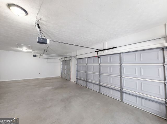 4342 Trotters Way Drive, Snellville, GA 30039