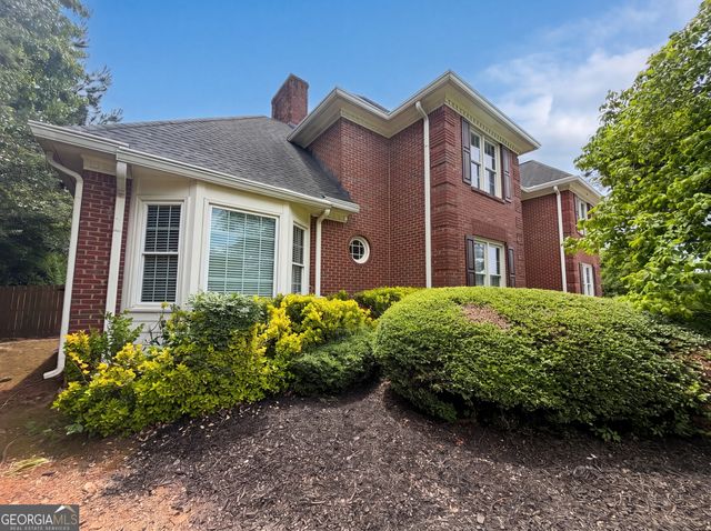 4342 Trotters Way Drive, Snellville, GA 30039