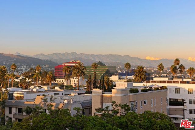 450 N Palm Drive 507, Beverly Hills, CA 90210