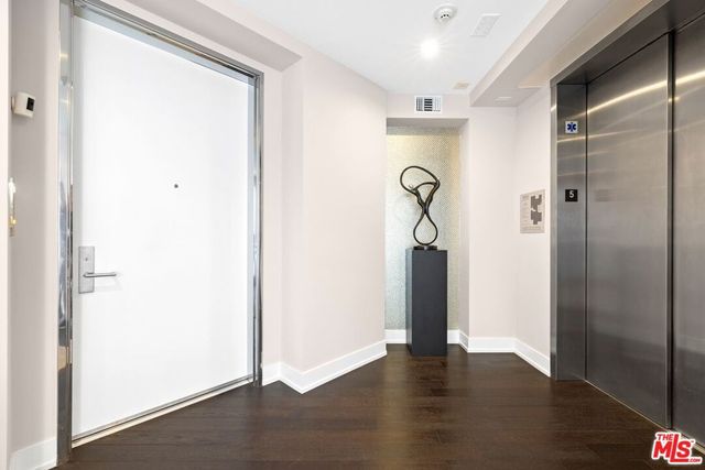 450 N Palm Drive 507, Beverly Hills, CA 90210